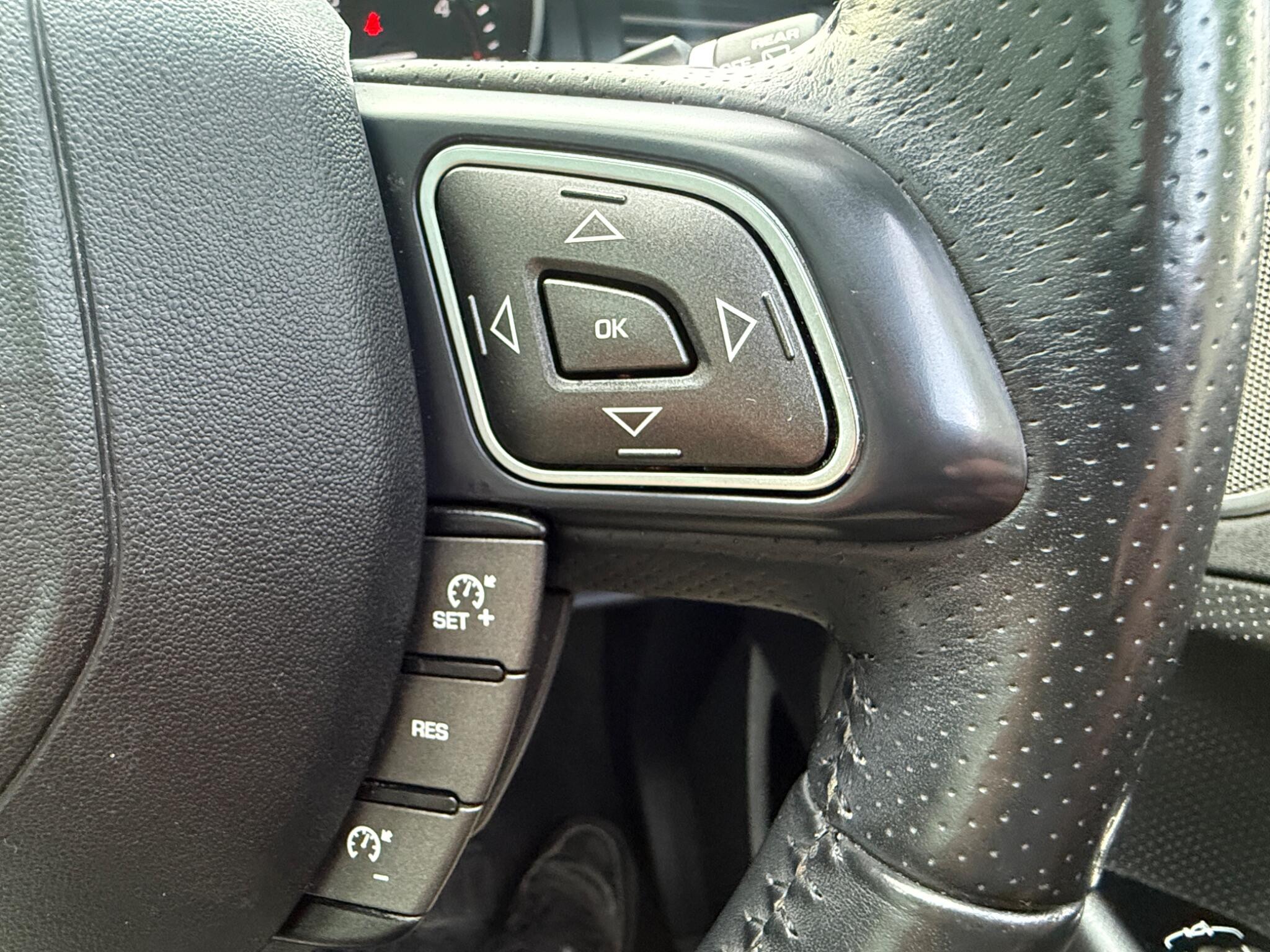 2014 Land Rover Range Rover Evoque image 25