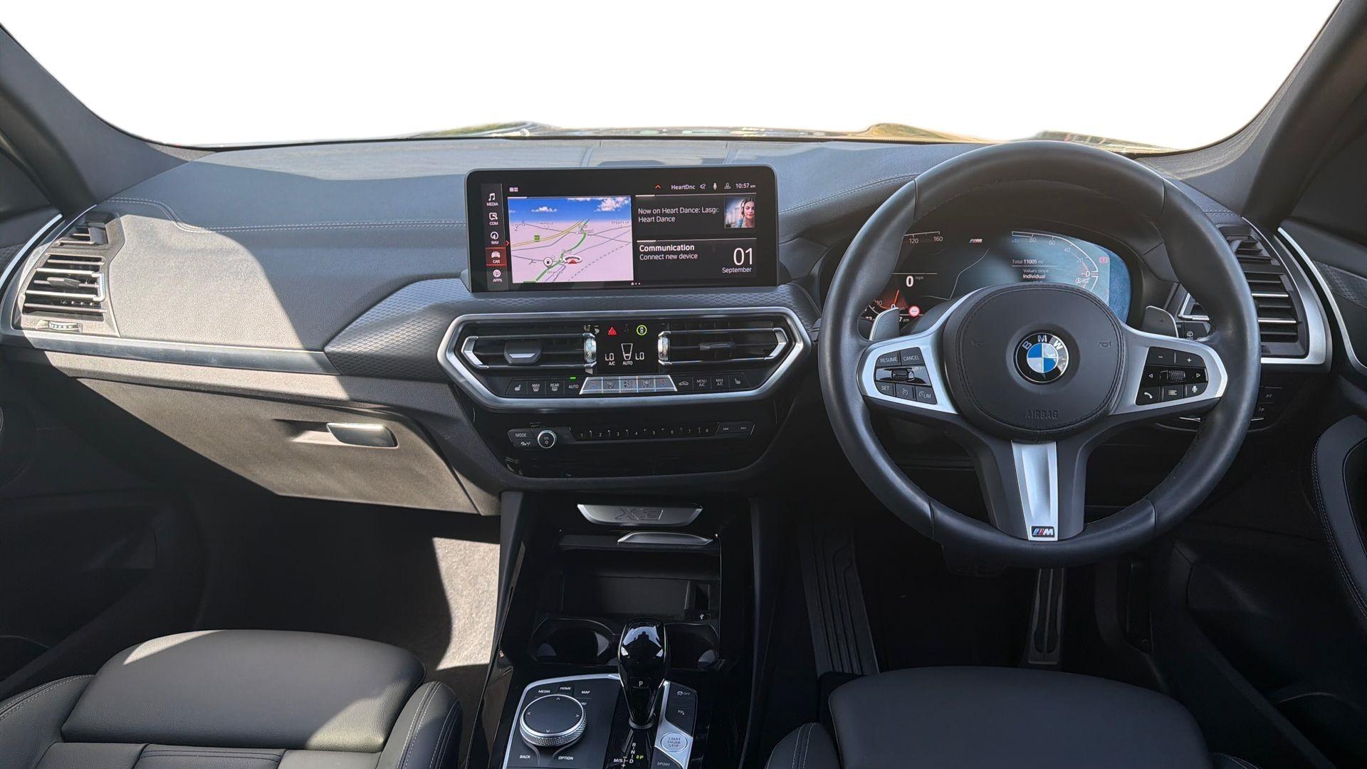 BMW X3 view 4