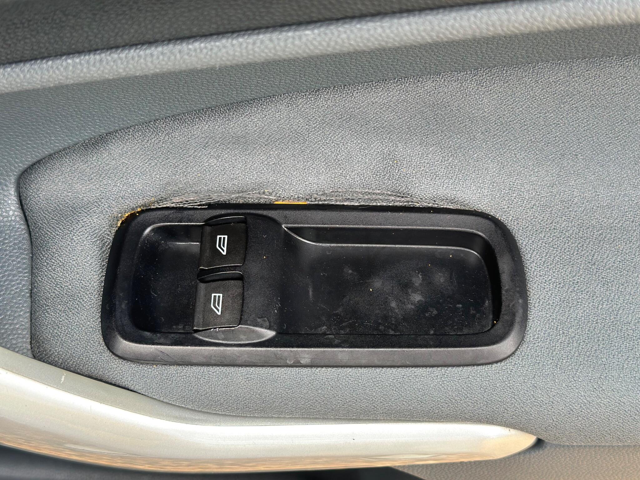 Ford Fiesta view 50