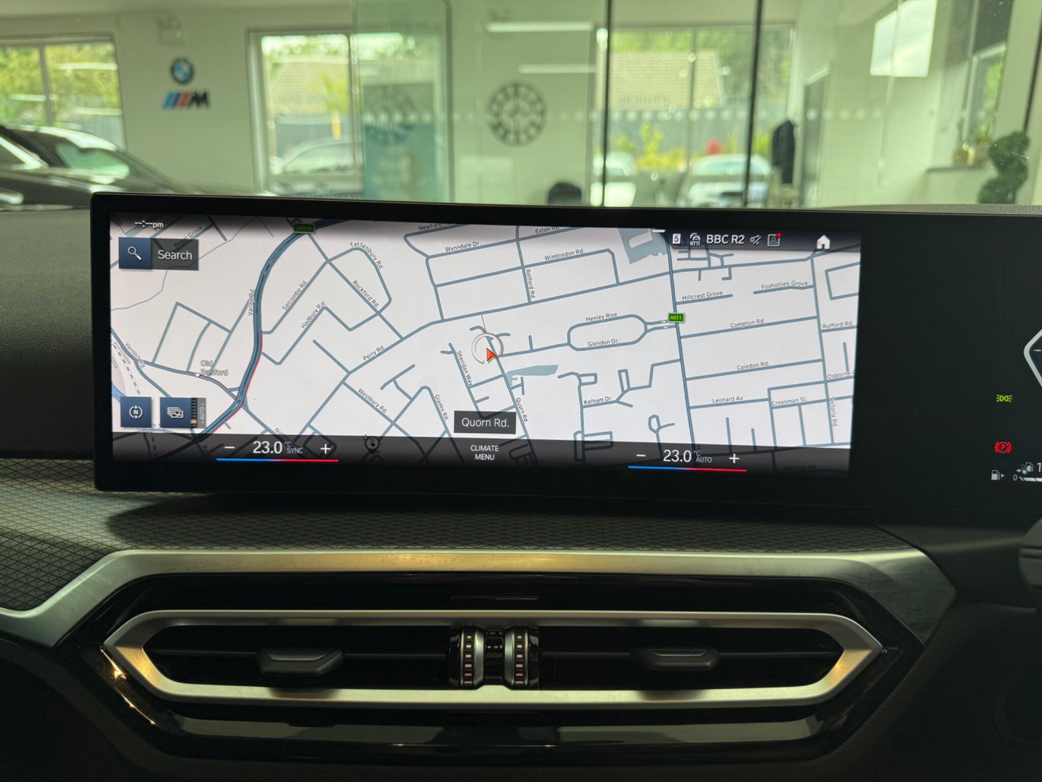 BMW 3 Series view 21