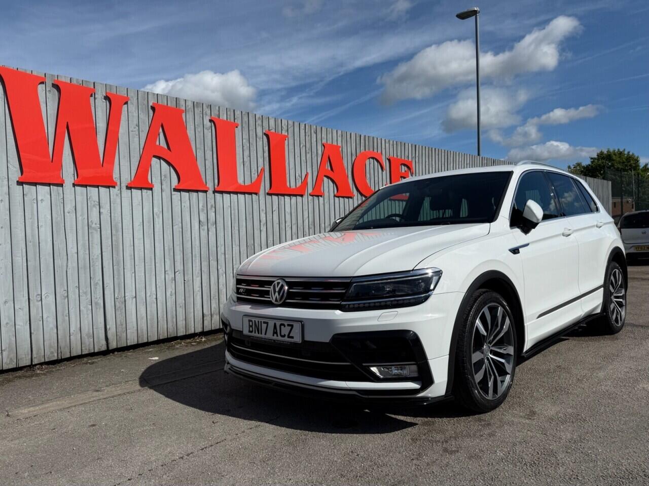Volkswagen Tiguan view 10