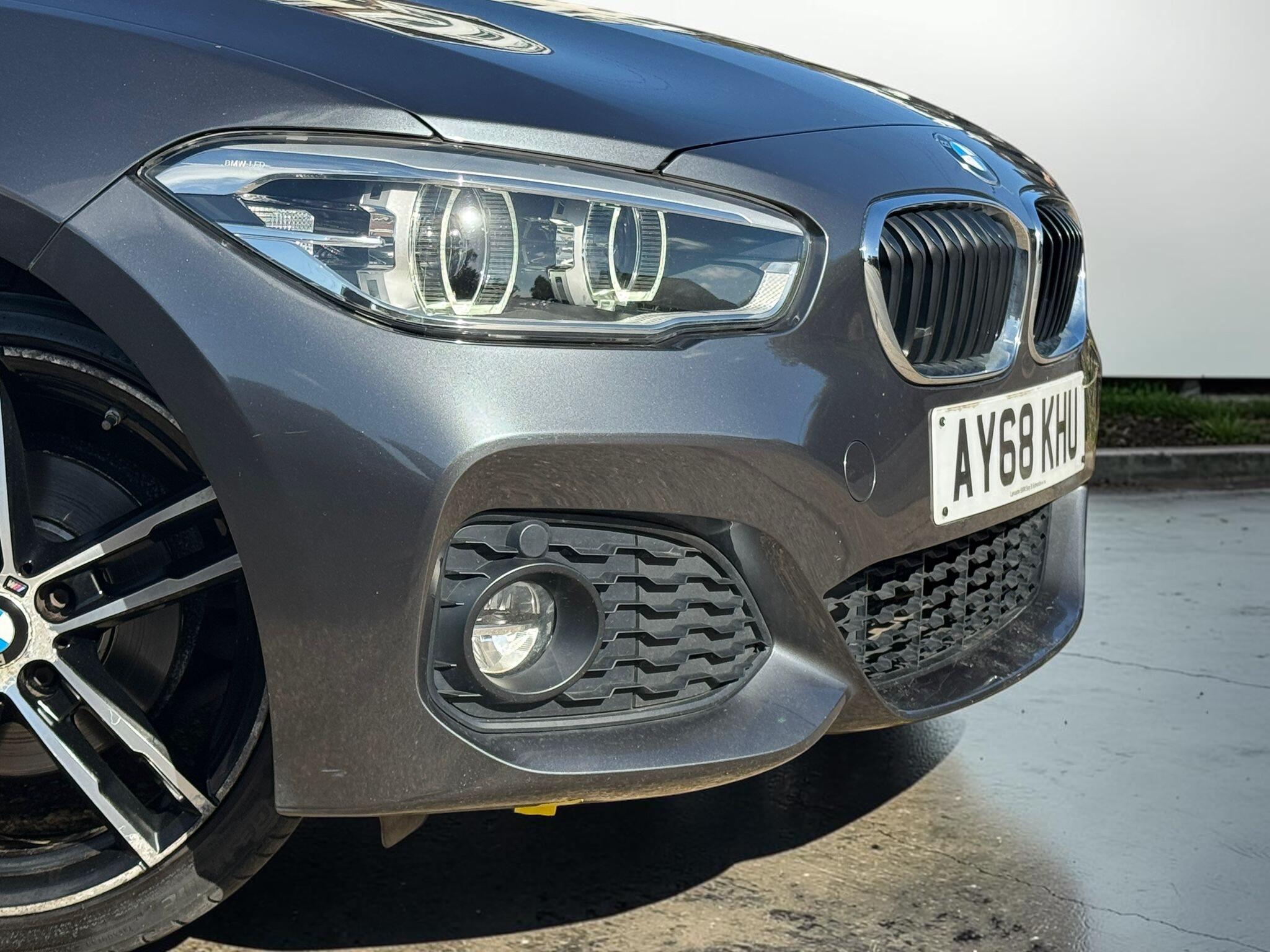 BMW 1 Series view 42