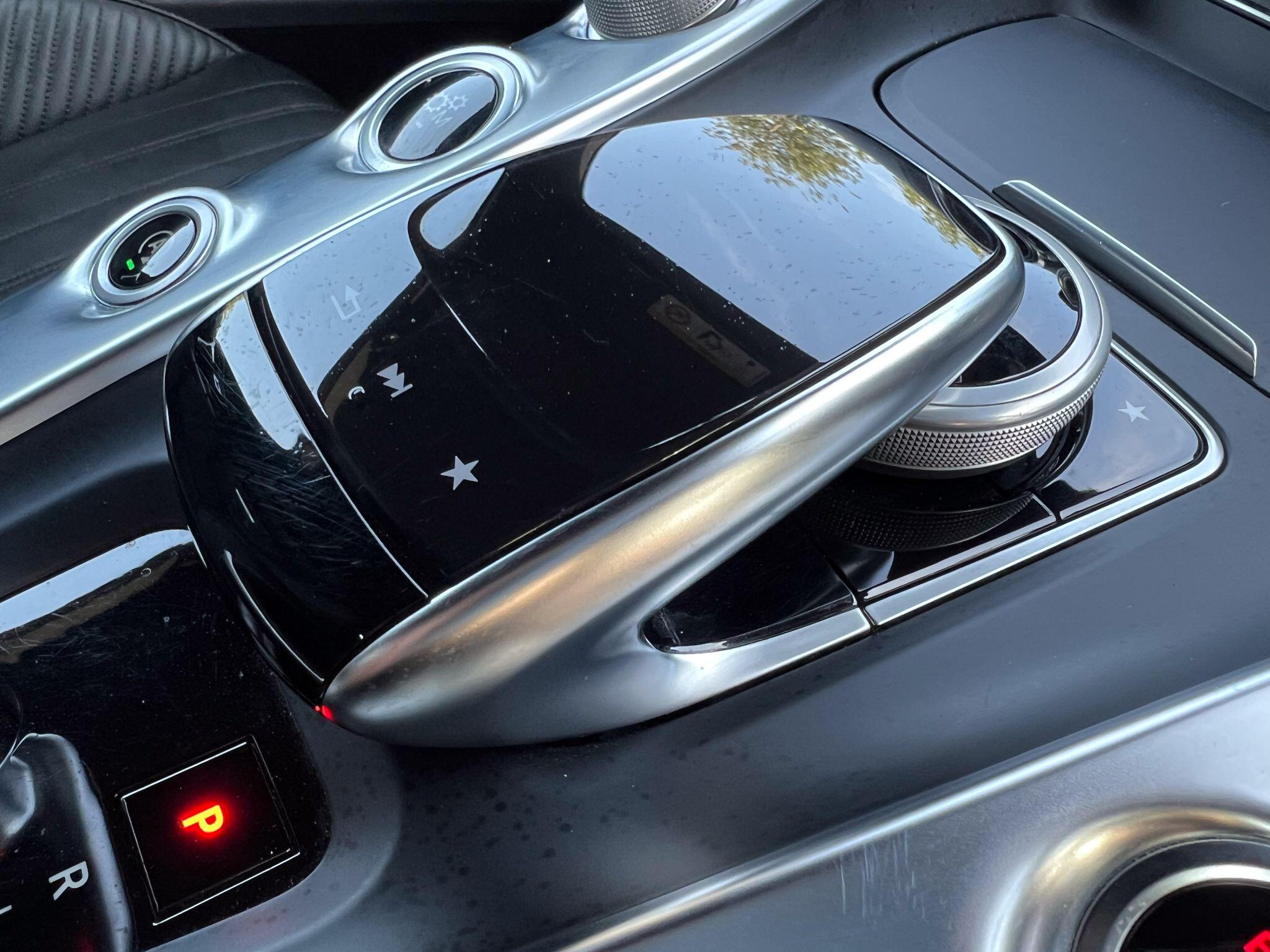 Mercedes-Benz Amg GT view 32