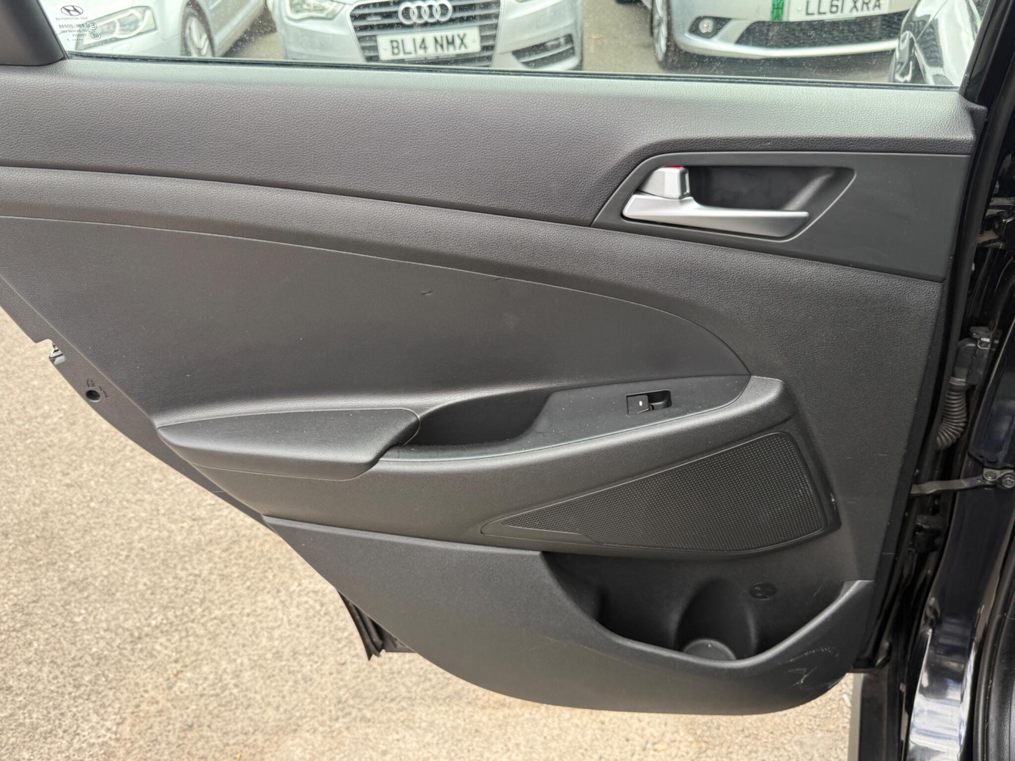 Hyundai TUCSON - Image 53