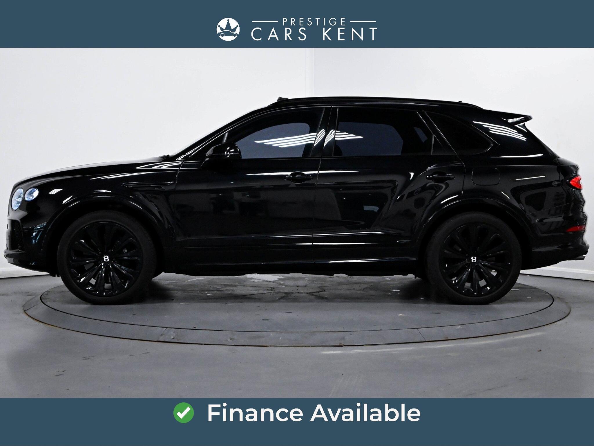 Bentley Bentayga view 4