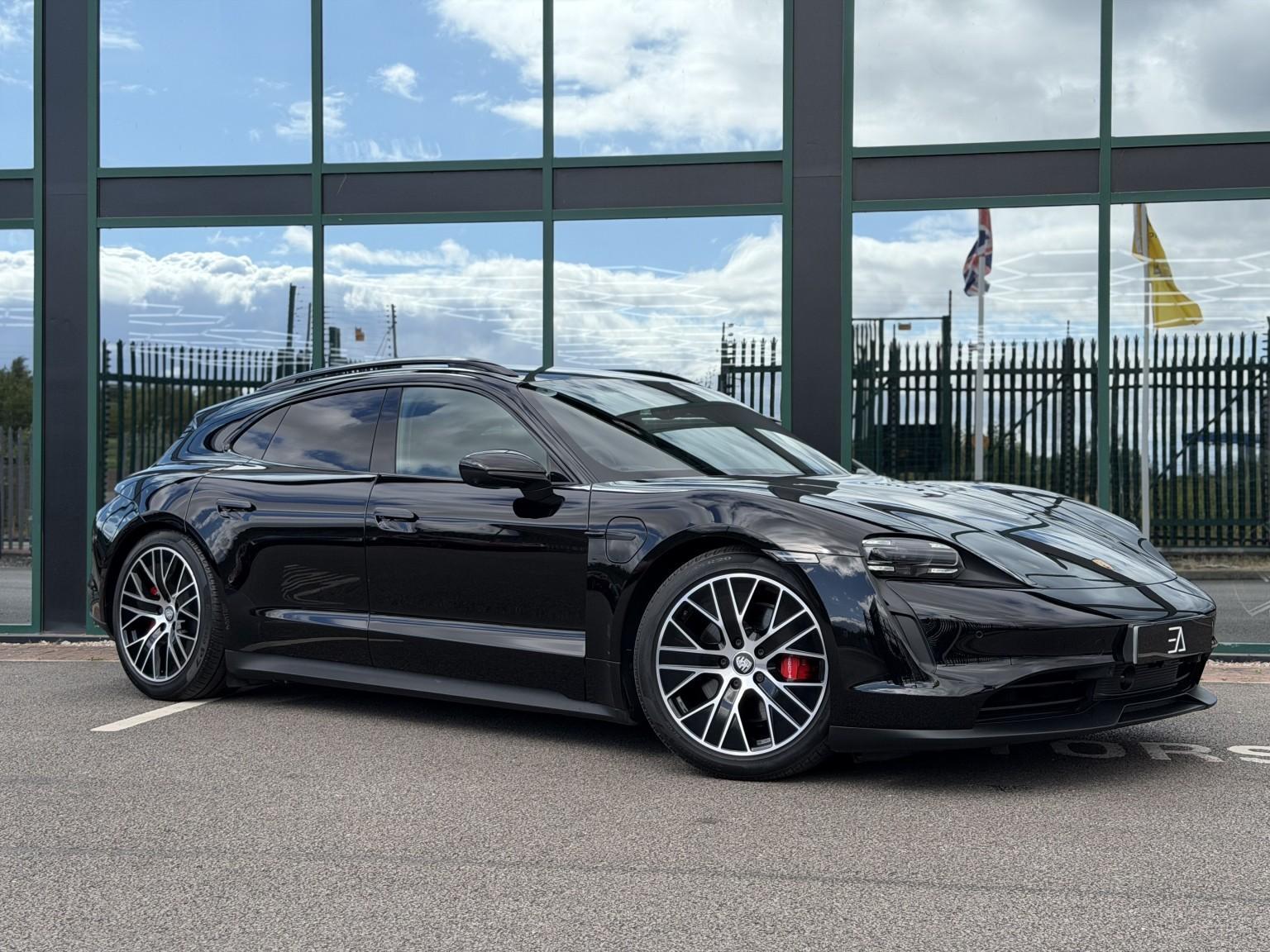 Porsche Taycan view 14