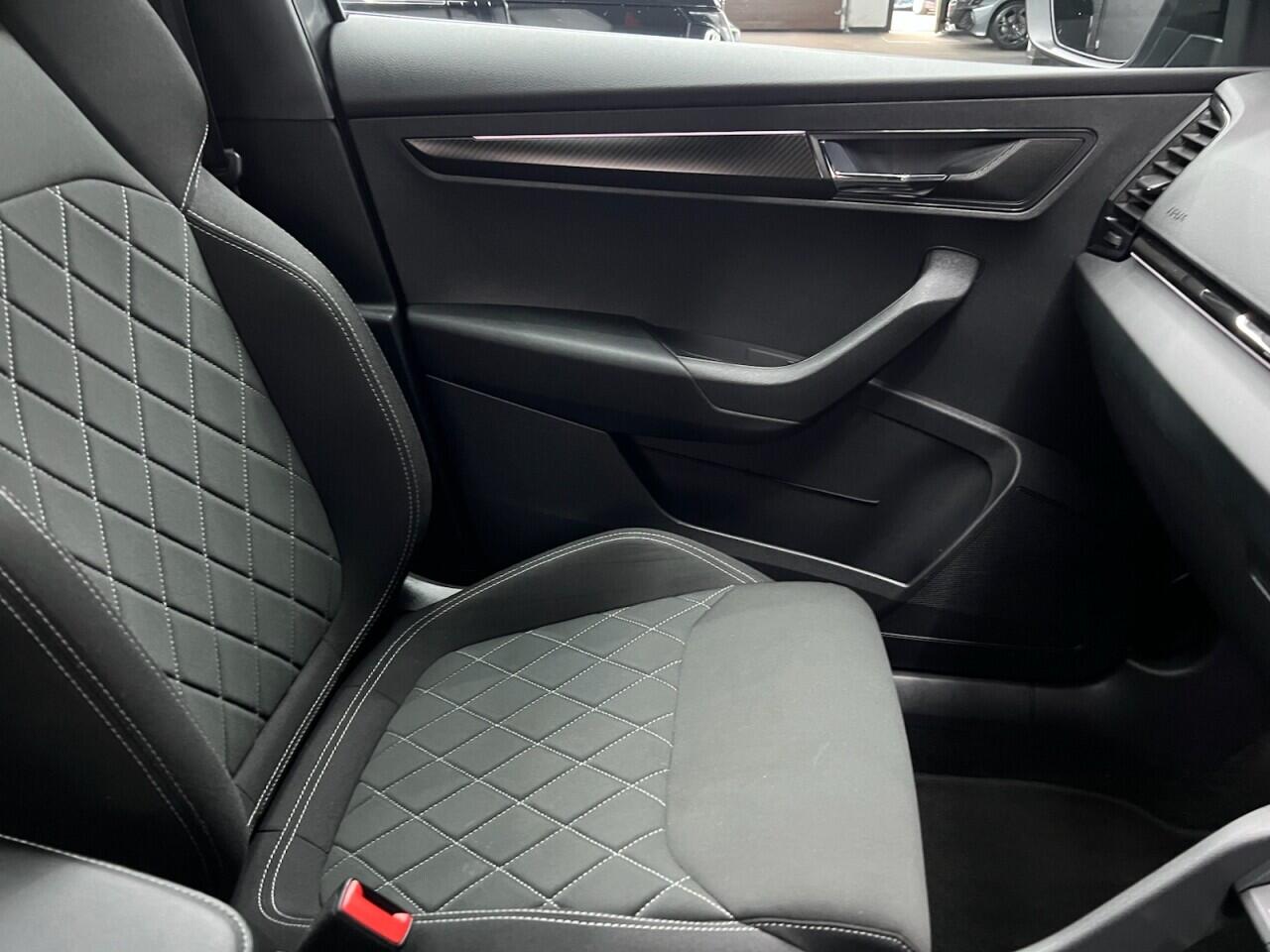 Skoda Karoq view 35