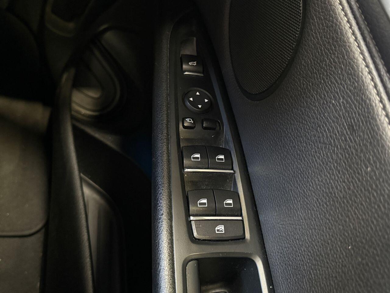 BMW X6 view 42
