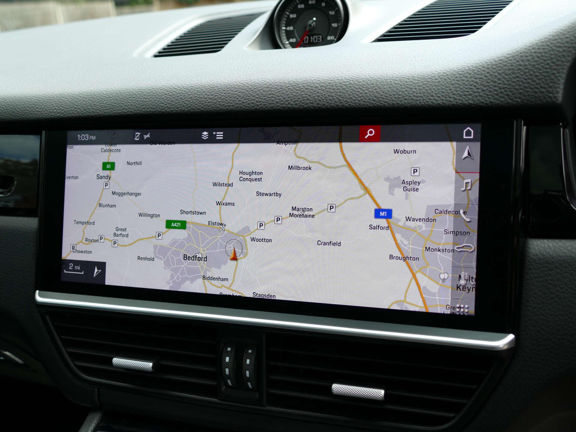Porsche Cayenne view 38