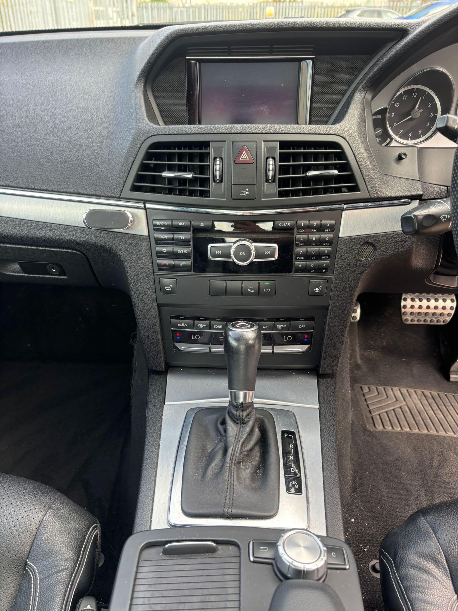 Mercedes-Benz E-Class view 19