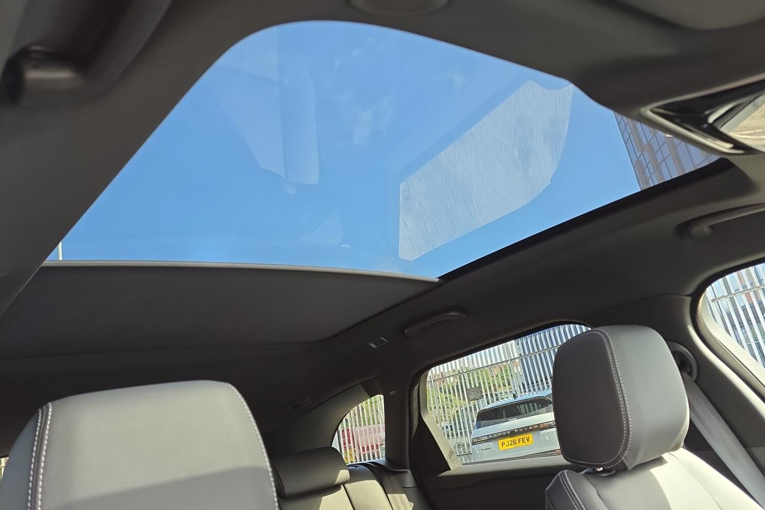 Land Rover Range Rover Velar view 20