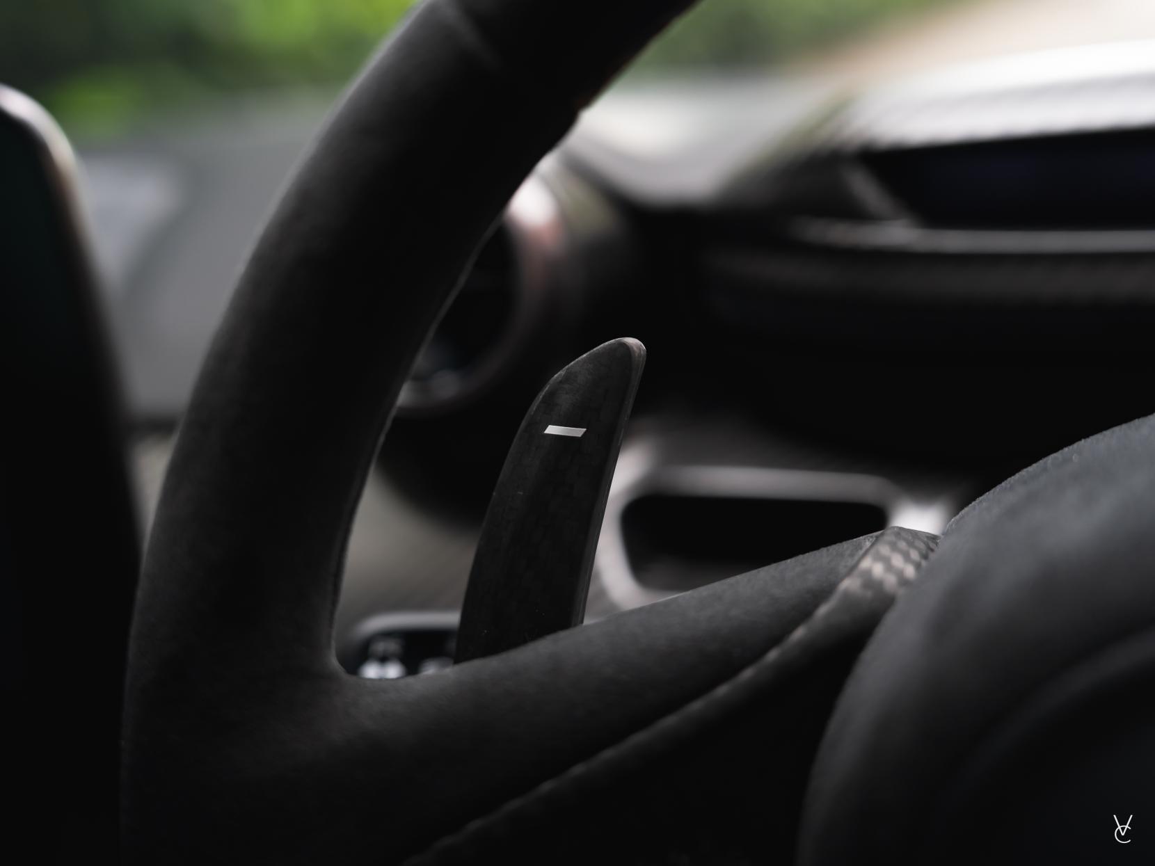 McLaren Senna view 16