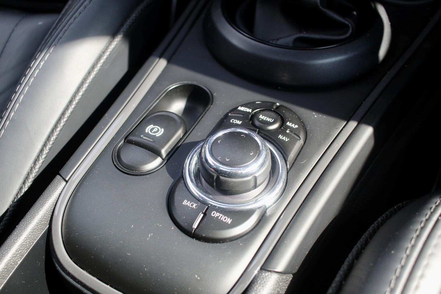 Mini Countryman view 15