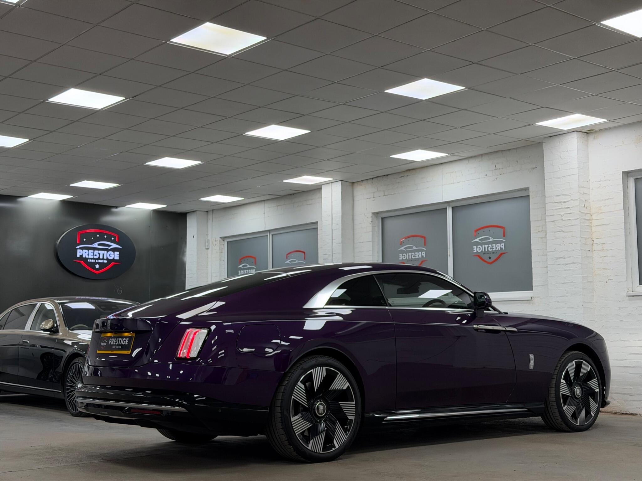 Rolls-Royce Spectre view 18