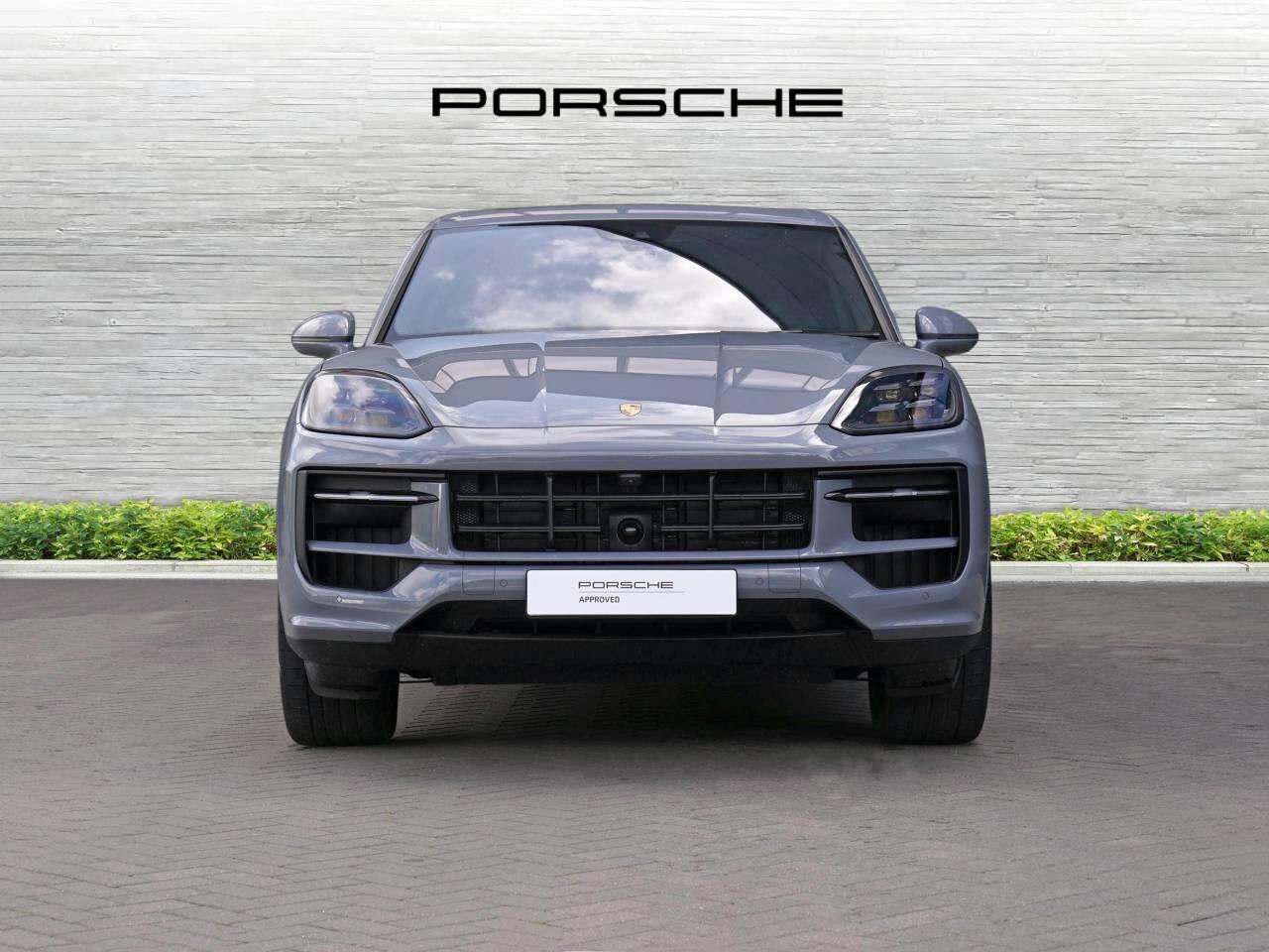 Porsche Cayenne view 7