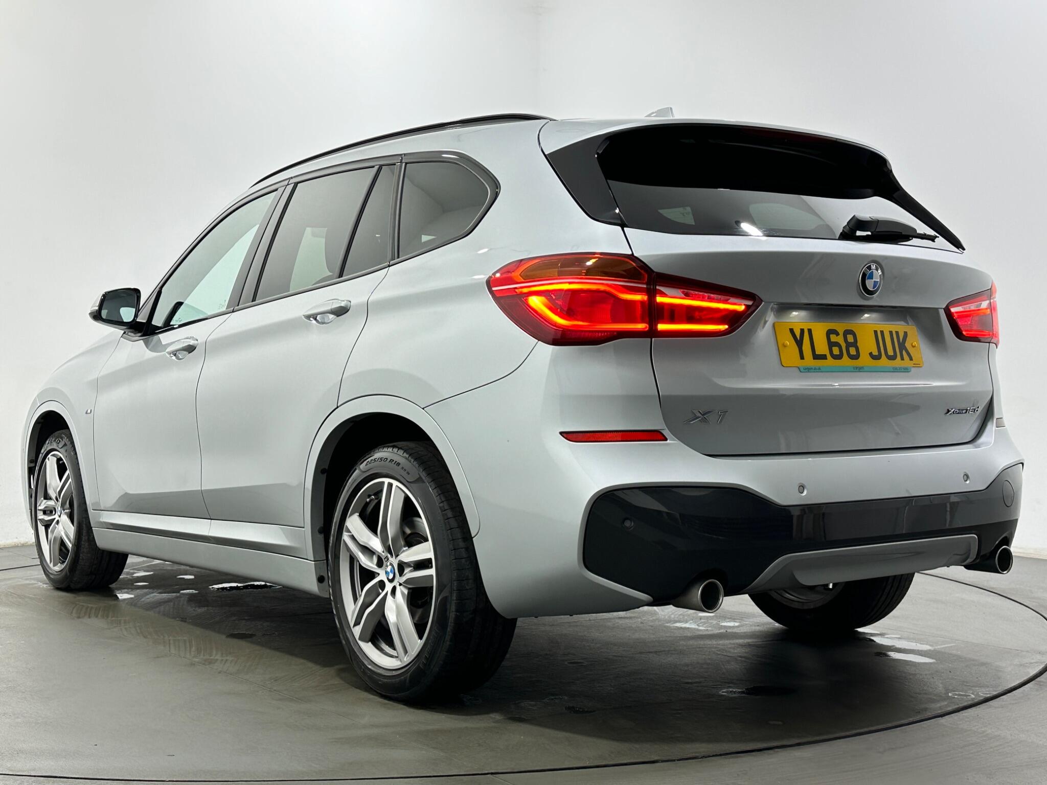 BMW X1 view 49