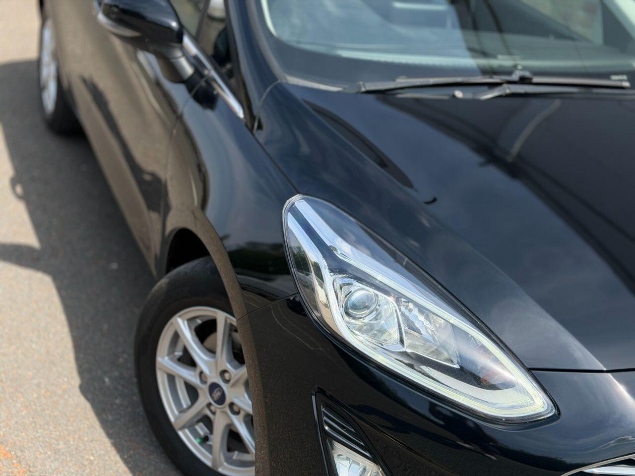 Ford Fiesta view 25