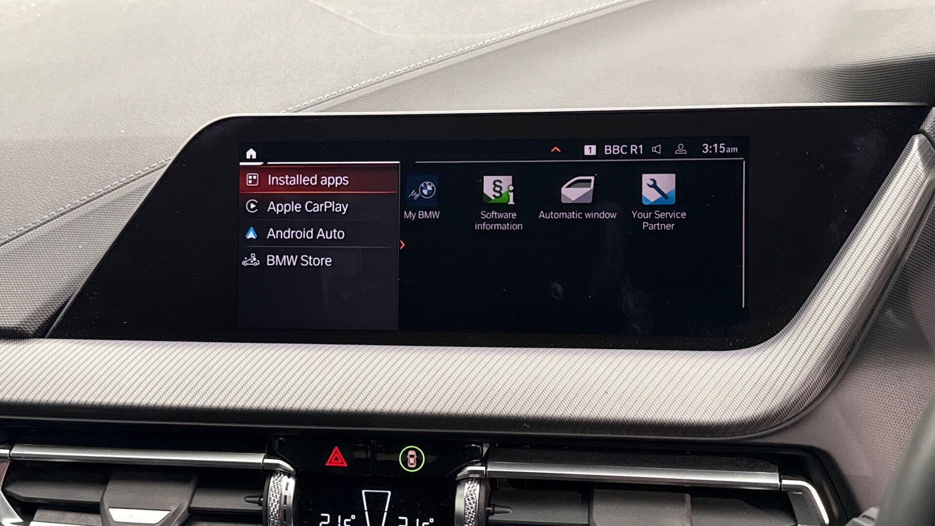 BMW 1 Series view 25