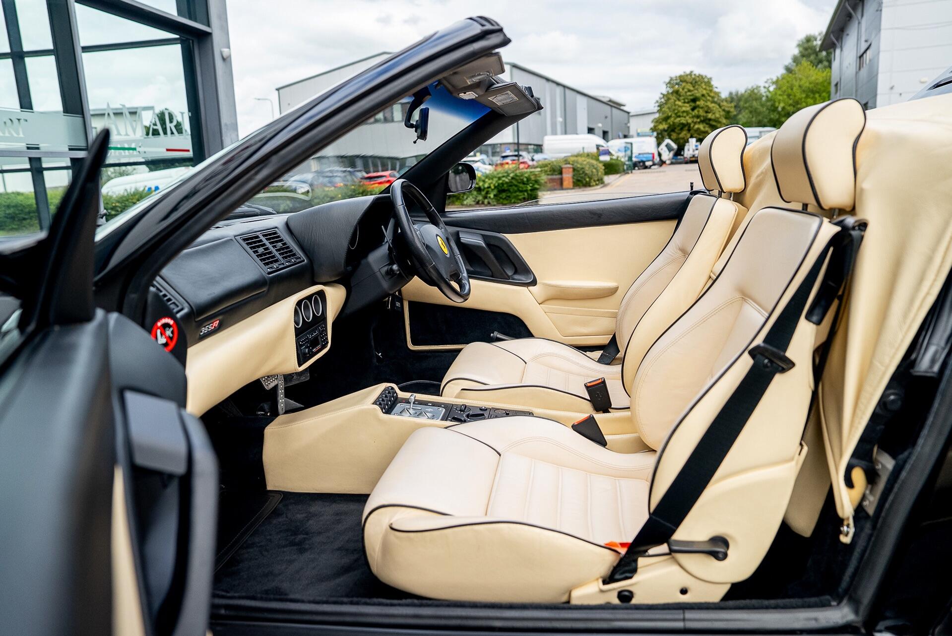 Ferrari 355 F1 view 32