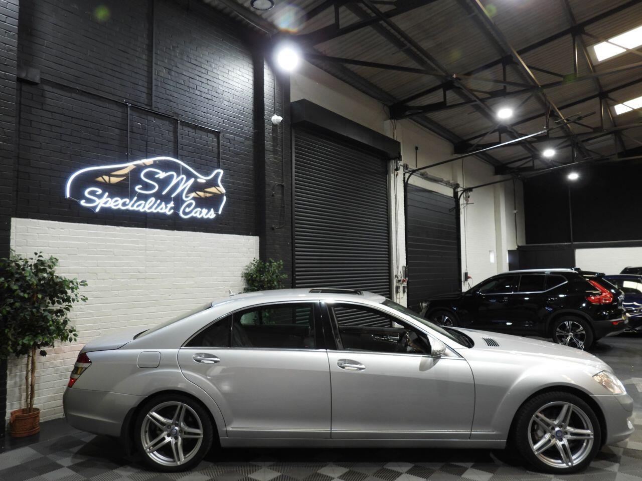 Mercedes-Benz S-Class view 15