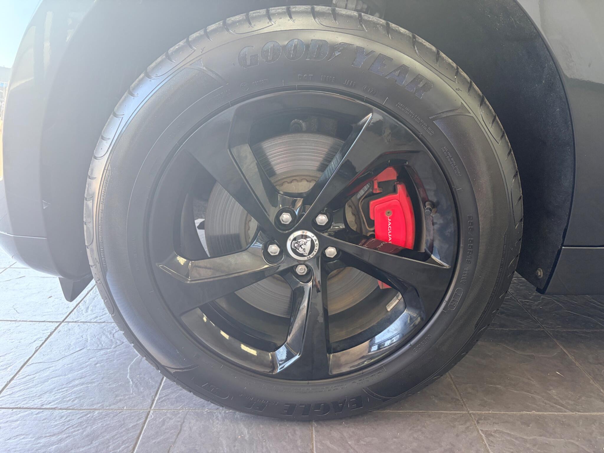 Jaguar F-Pace view 21