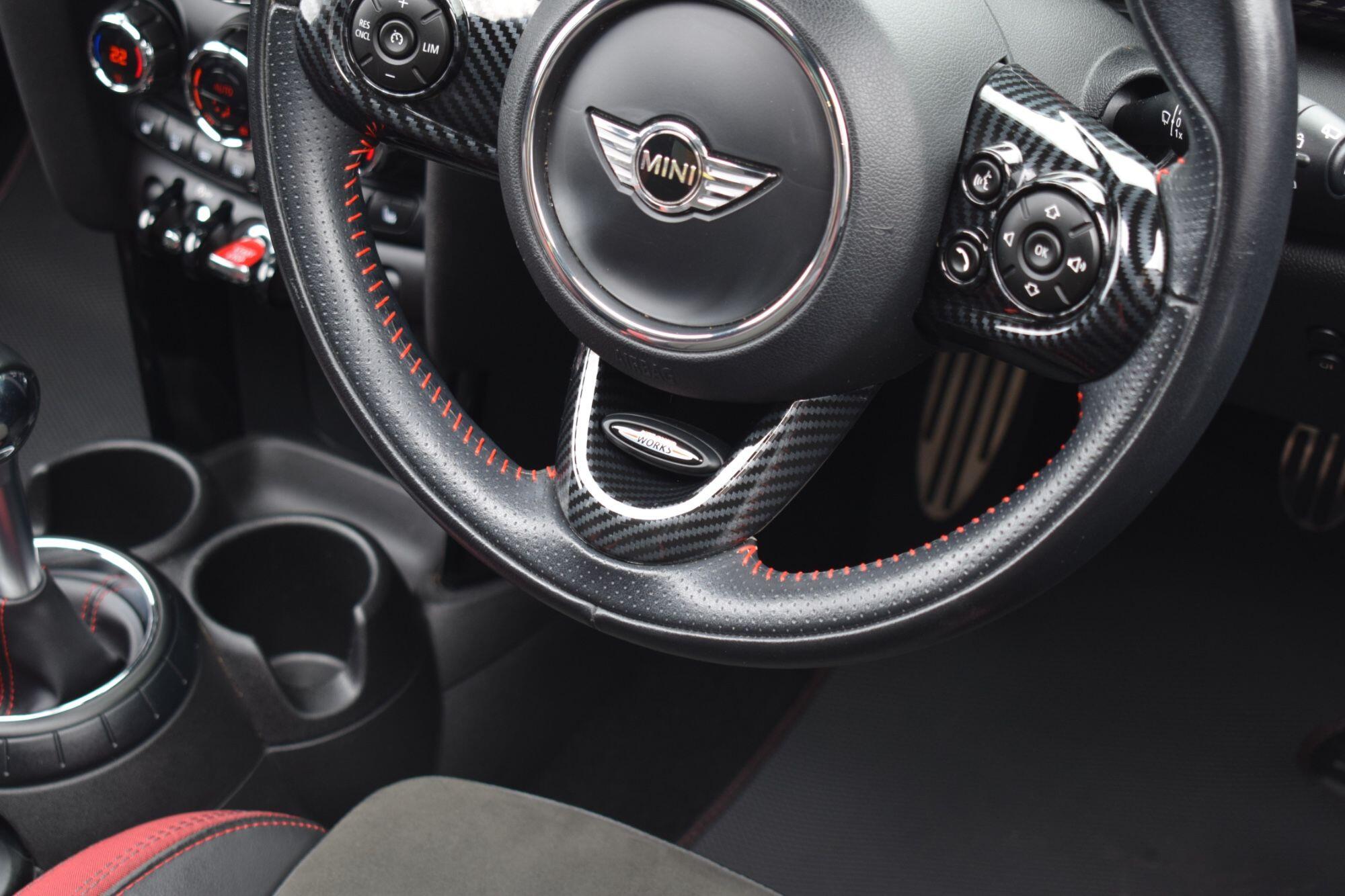 Mini Hatch view 14