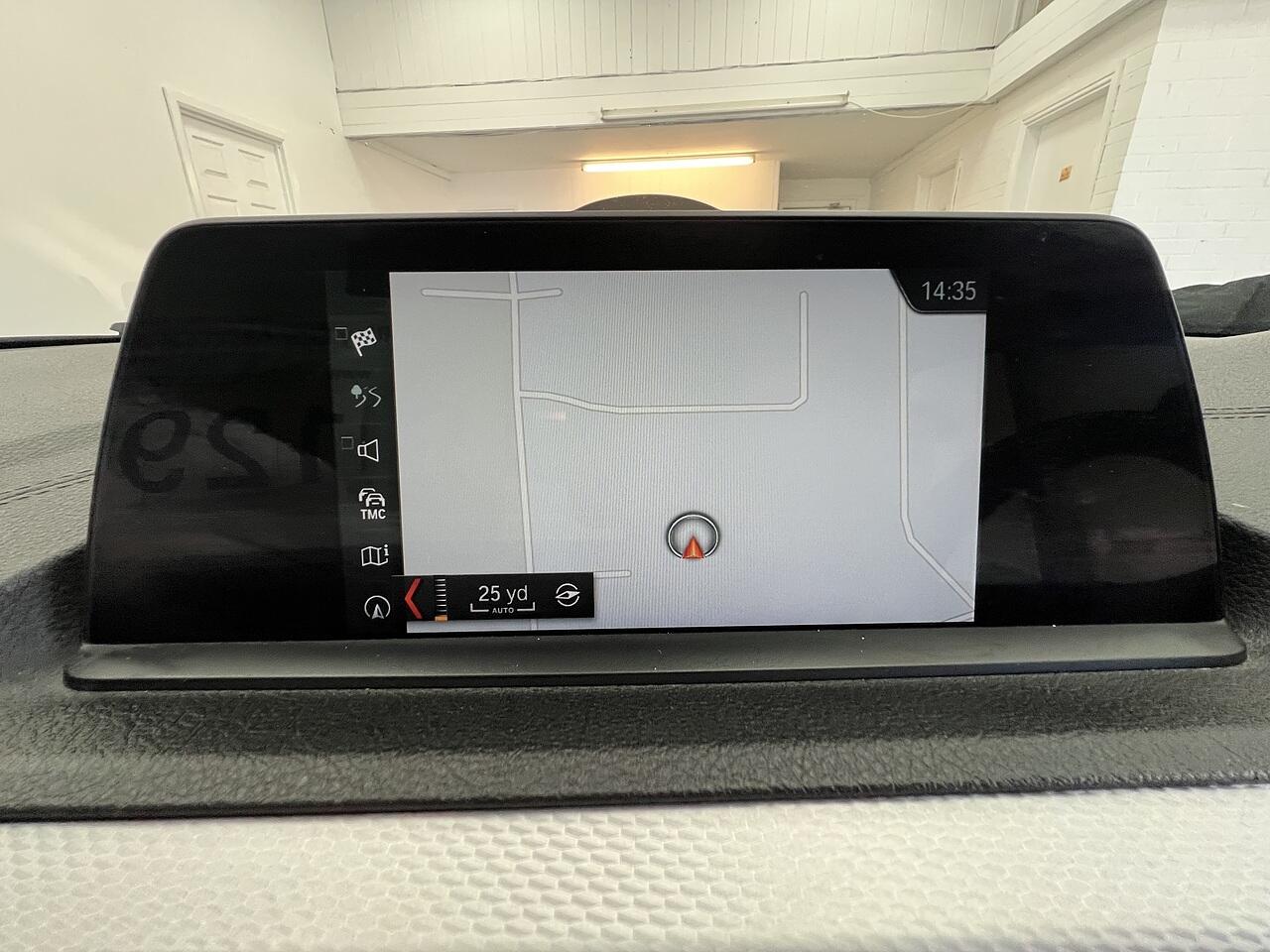BMW 2 Series view 12