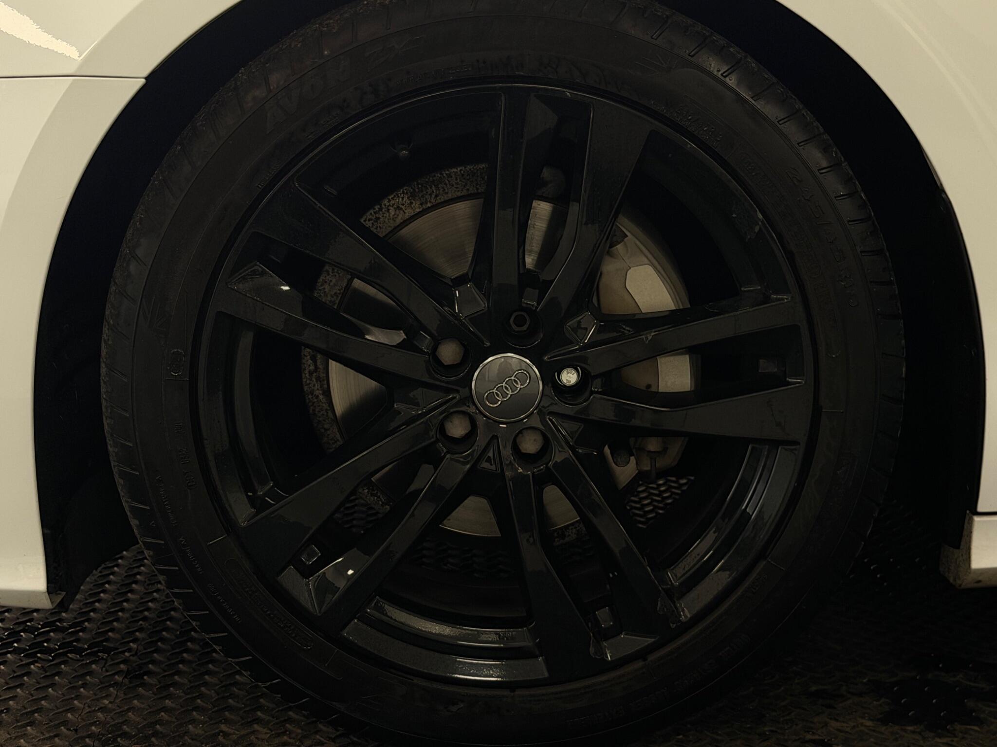 Audi A6 view 8