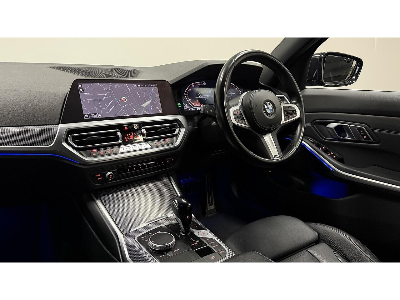 BMW 3 Series view 20