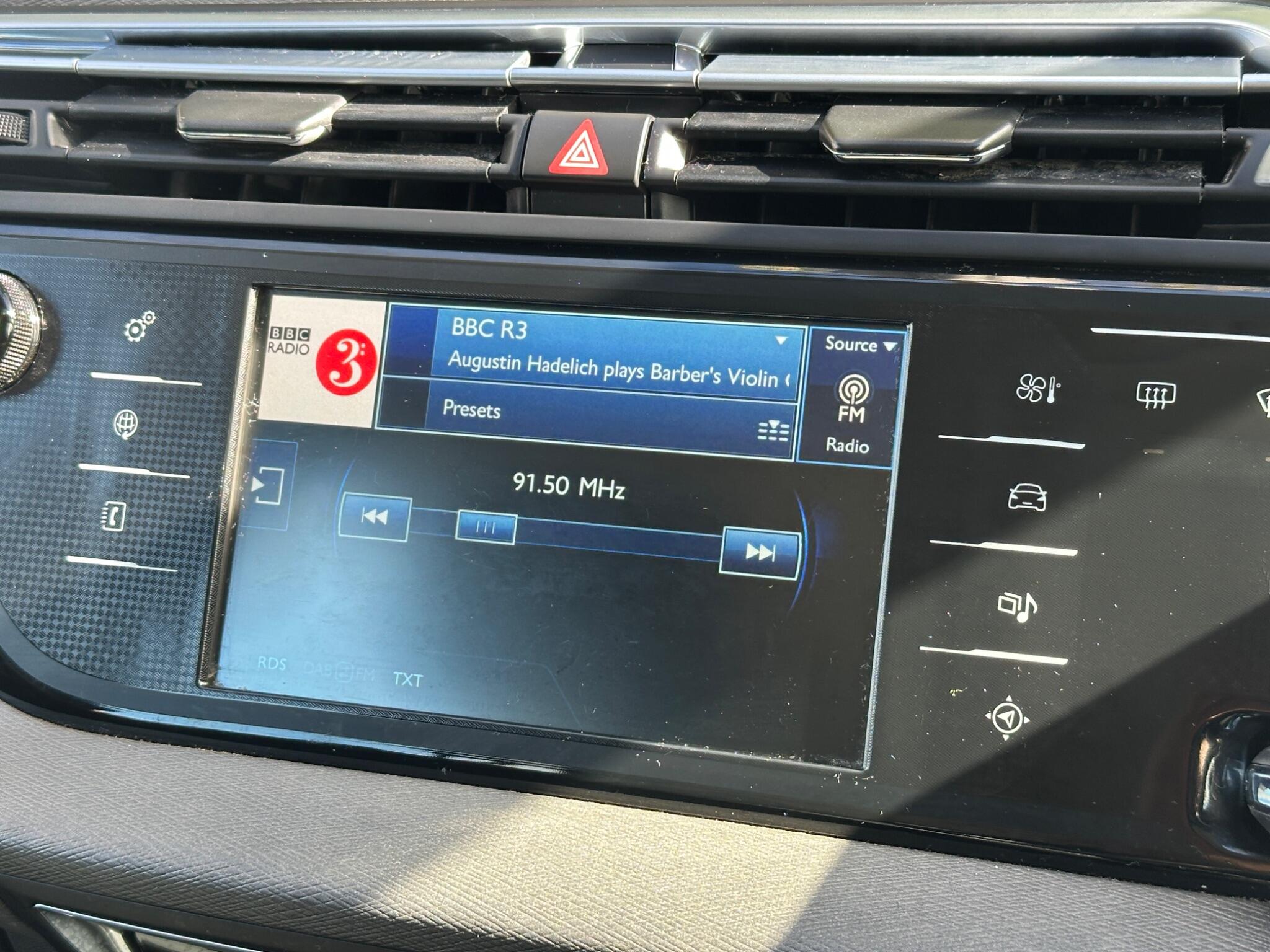 Citroen Grand C4 Picasso view 39