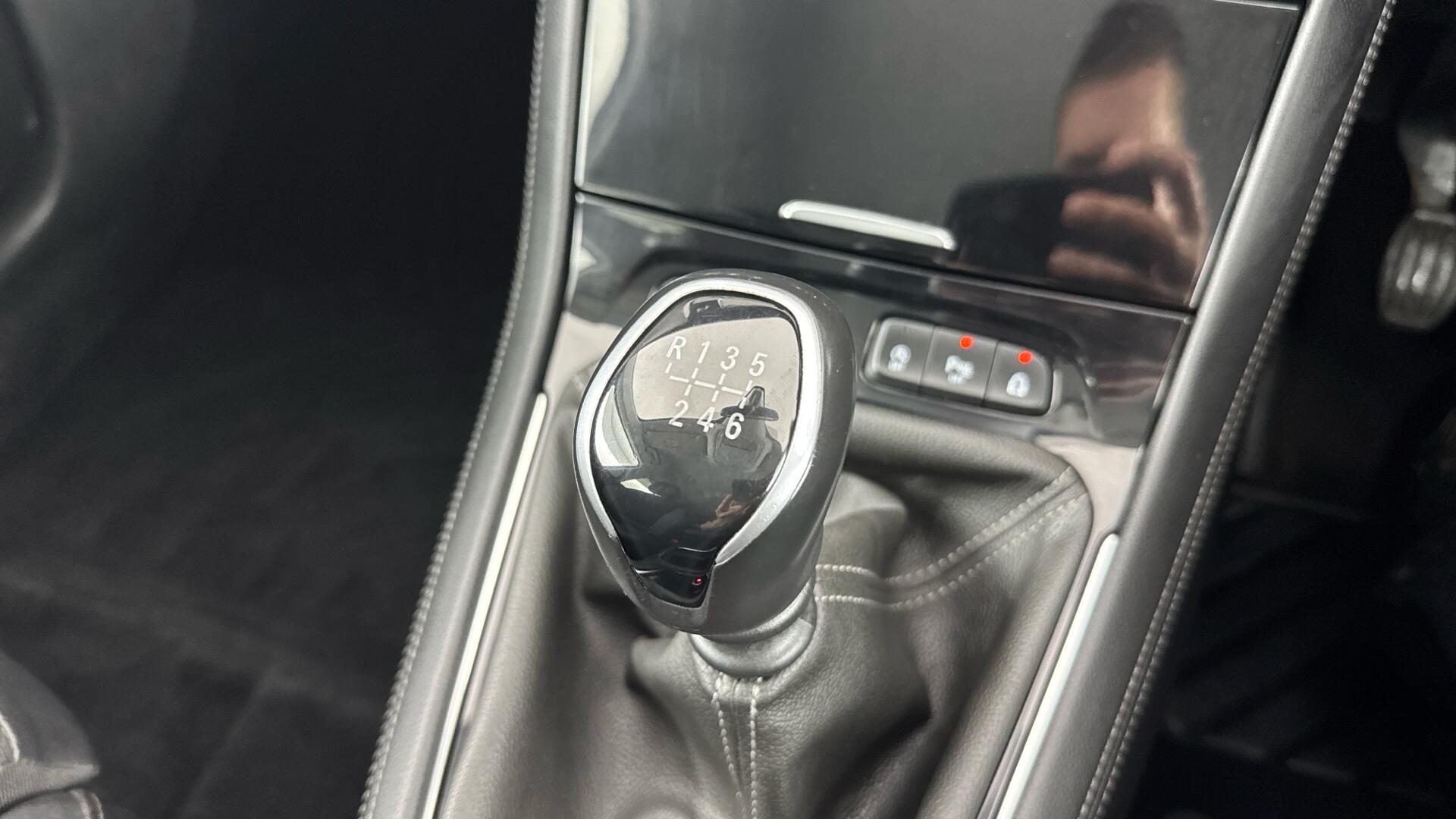 Vauxhall Grandland X view 32