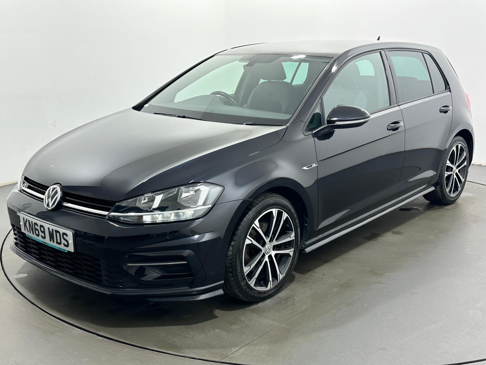Volkswagen Golf view 54