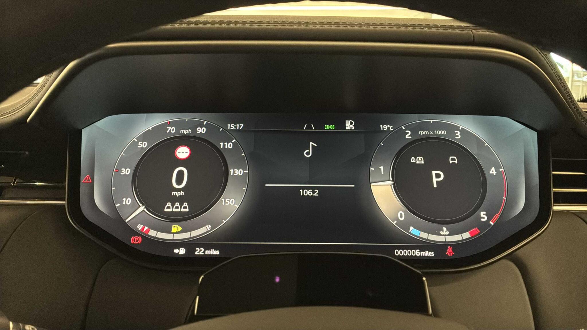 Land Rover Range Rover Sport view 16