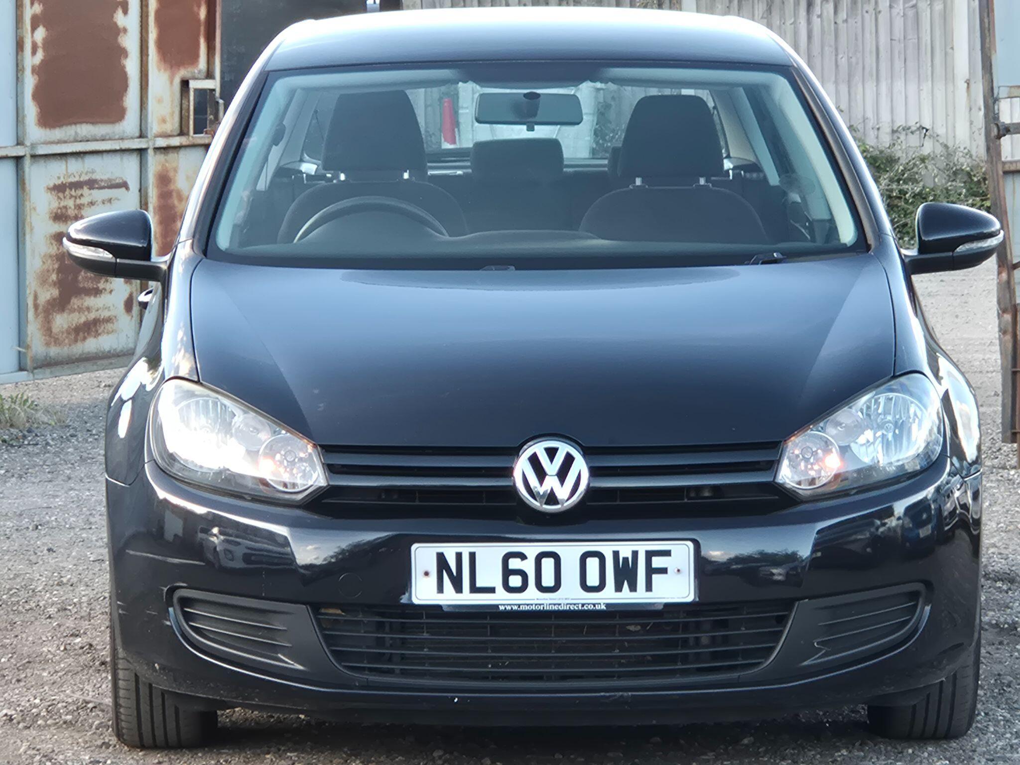 Volkswagen Golf view 2
