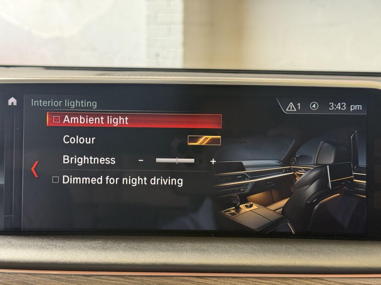 BMW 7 Series view 56