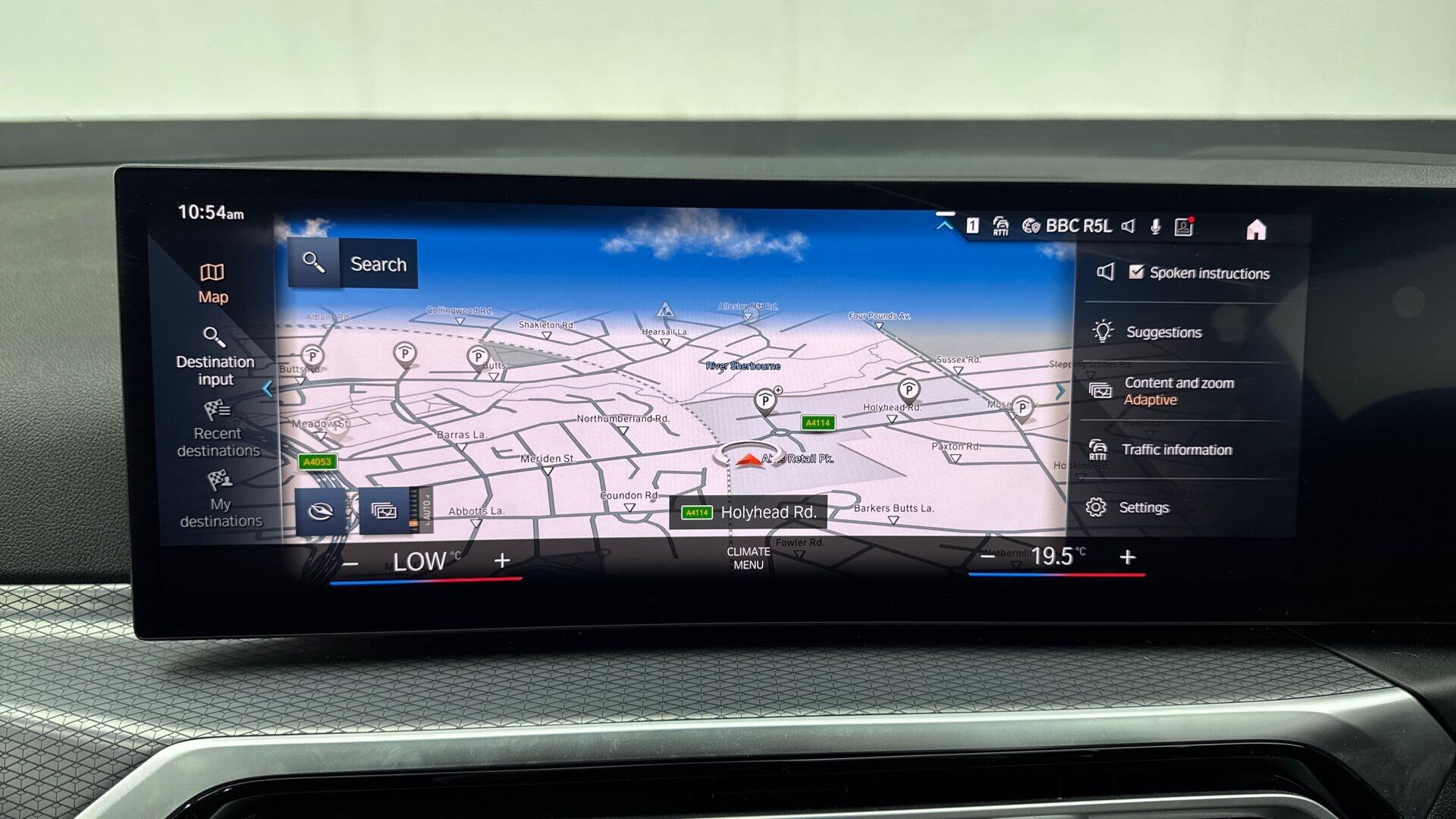 BMW 3 Series view 24