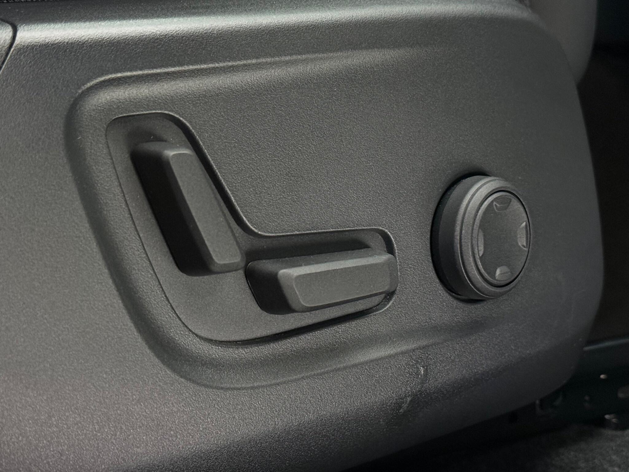 Volvo XC40 view 37