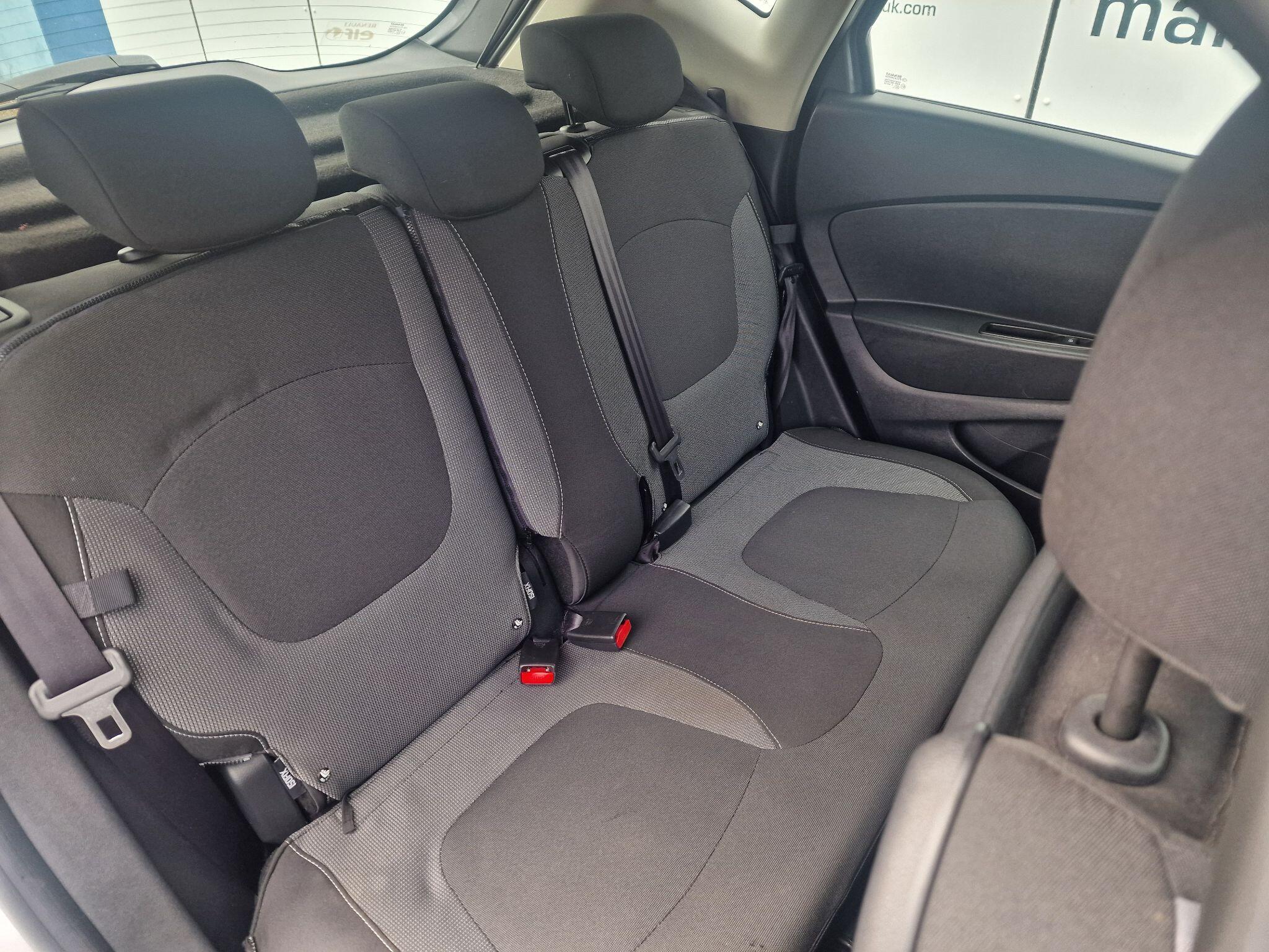Renault Captur view 29