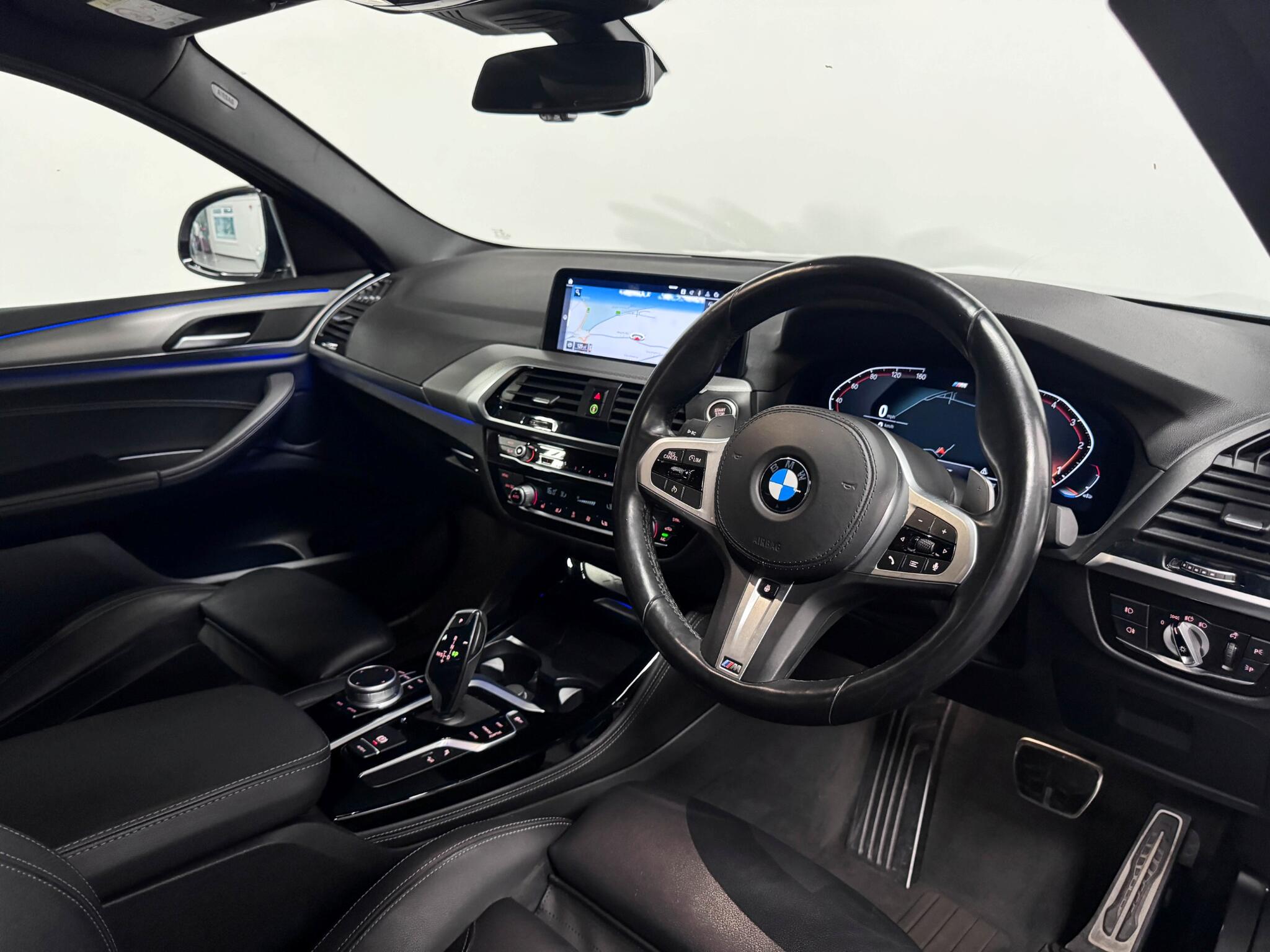 BMW X4 view 34