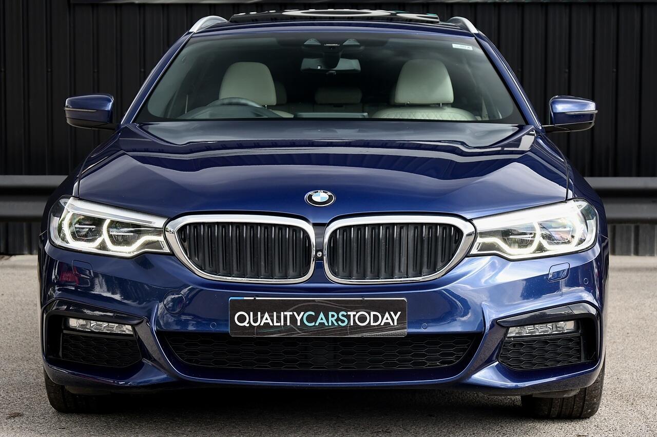 BMW 5 Series view 4
