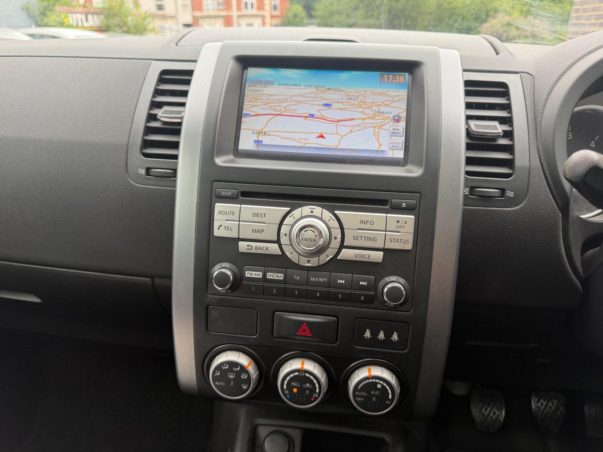 Nissan X-Trail view 33