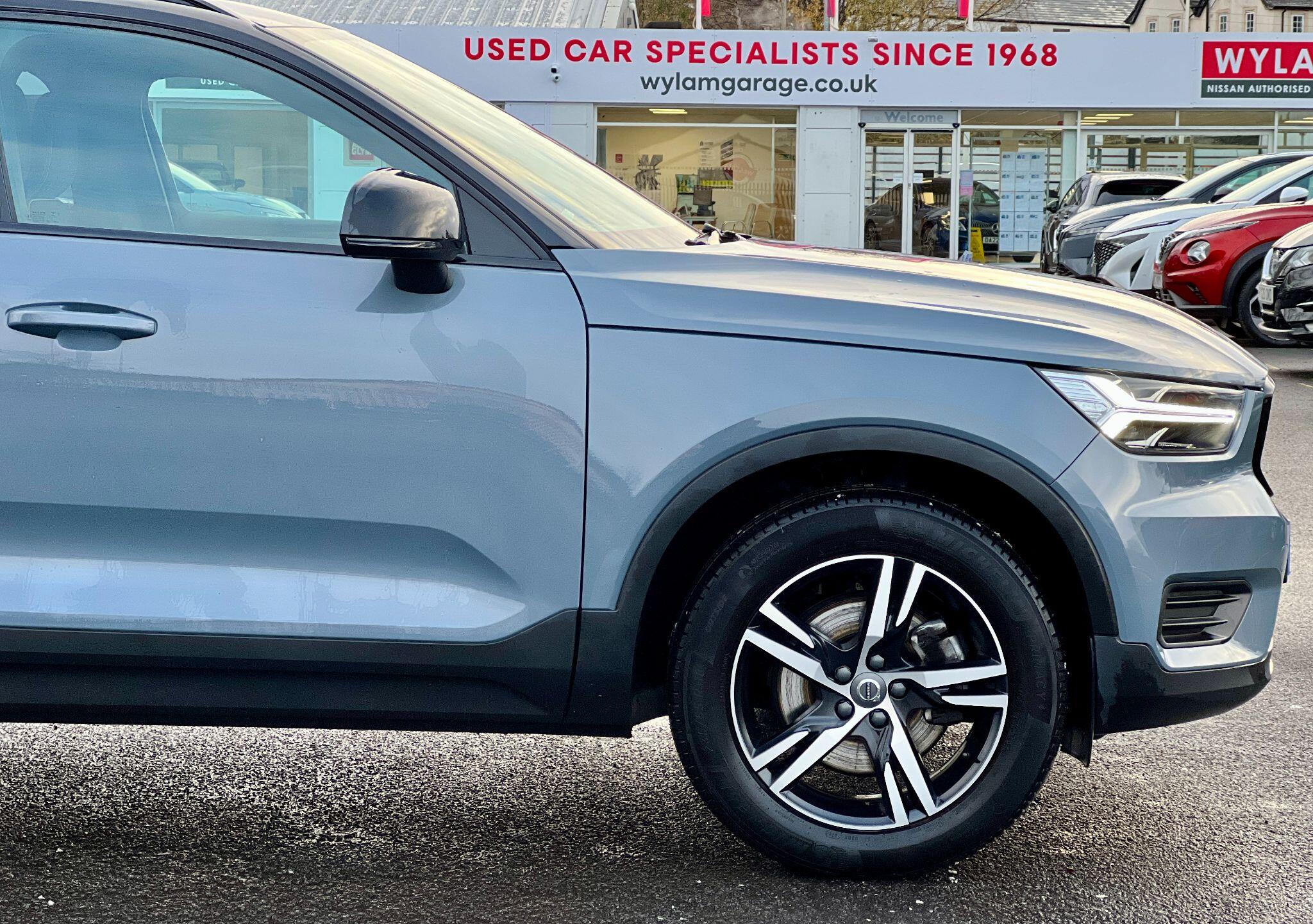 Volvo XC40 view 37