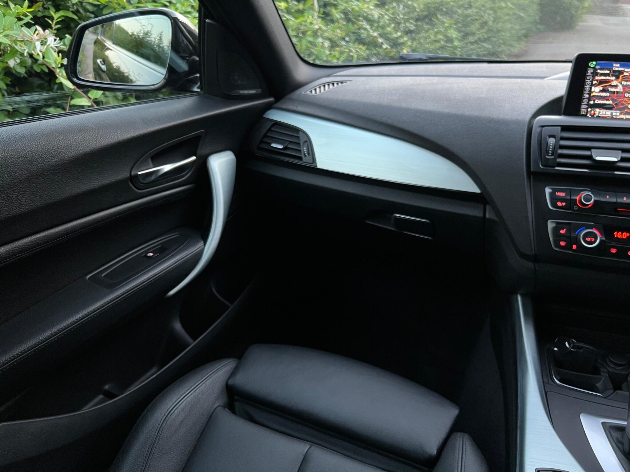 BMW 2 Series view 25