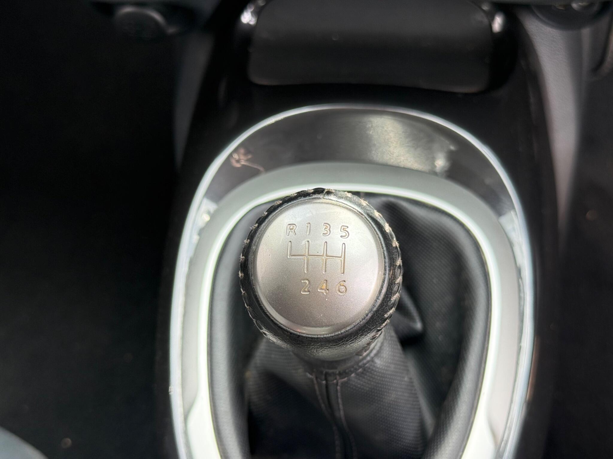 Nissan Juke view 16