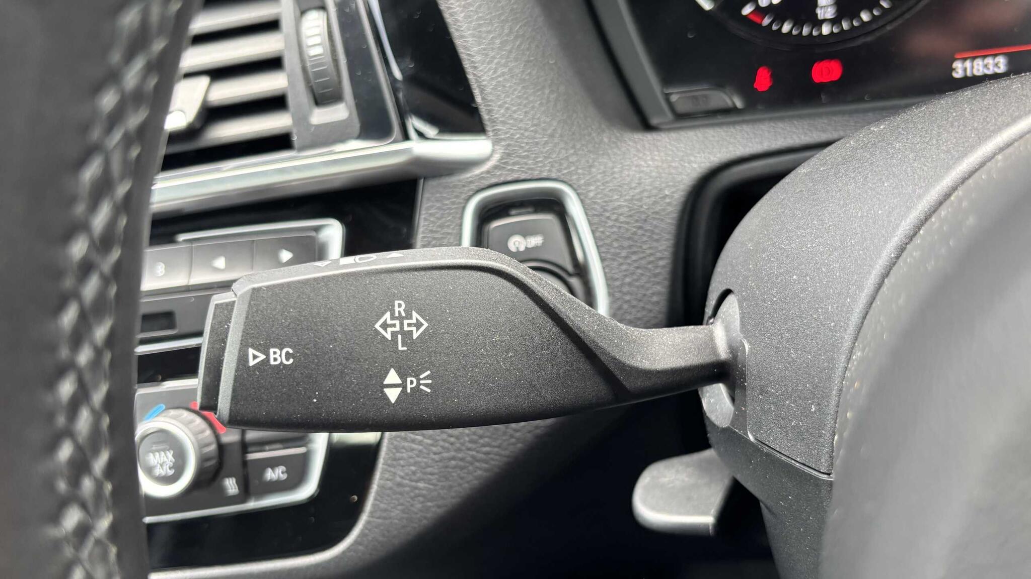BMW 2 Series view 31