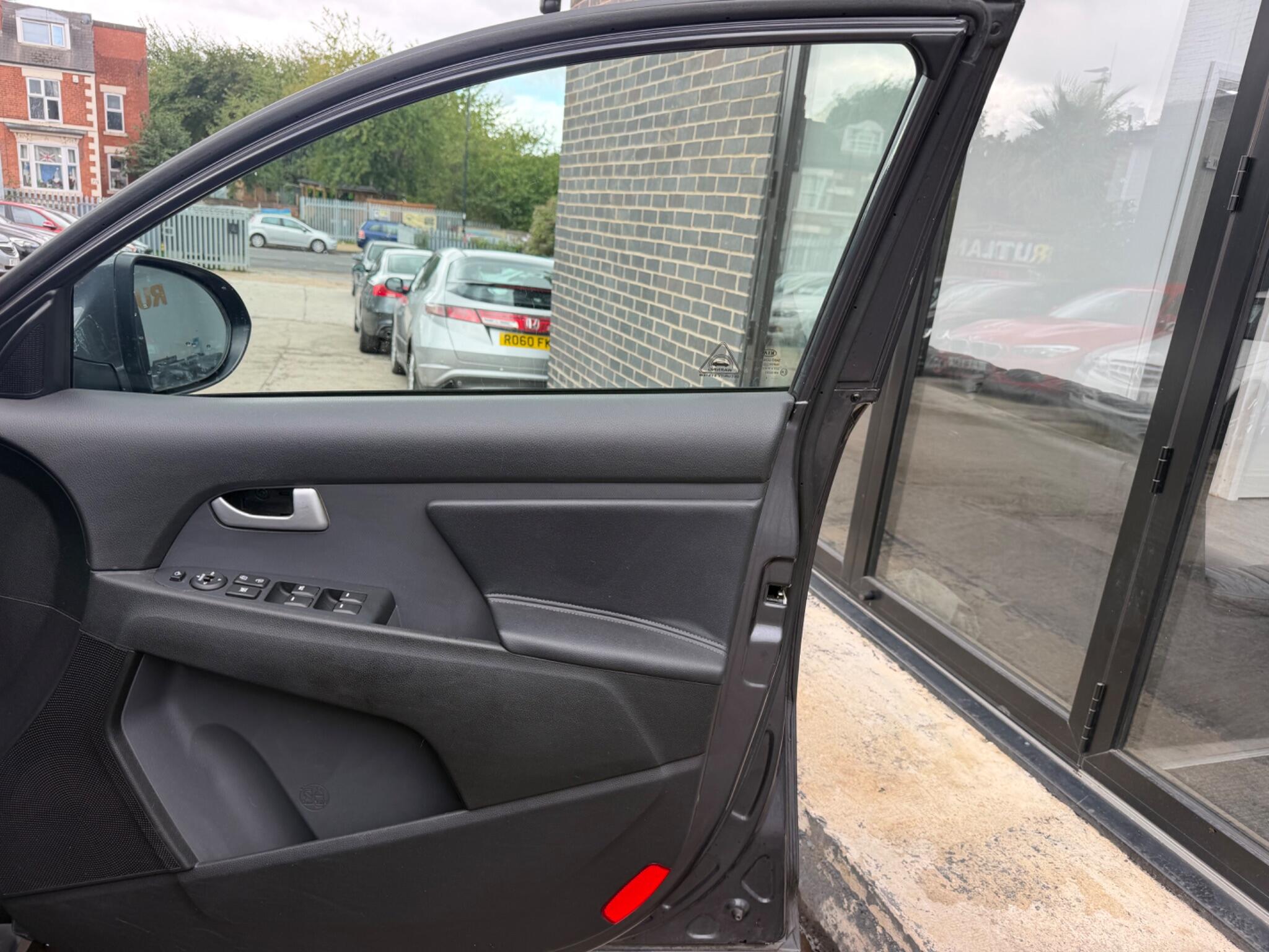 Kia Sportage view 9
