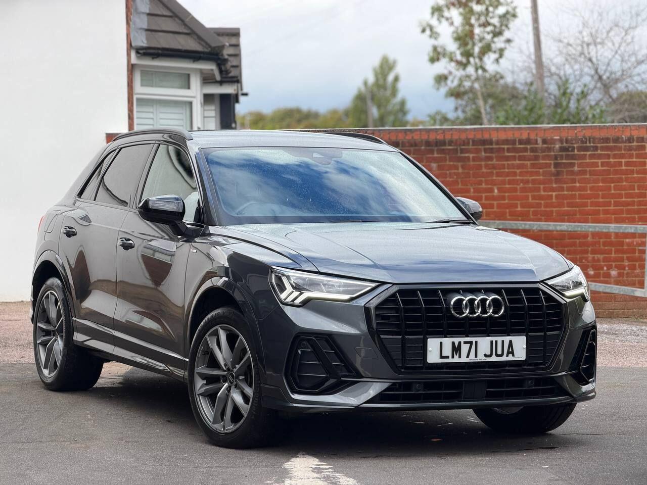 Audi Q3 view 55