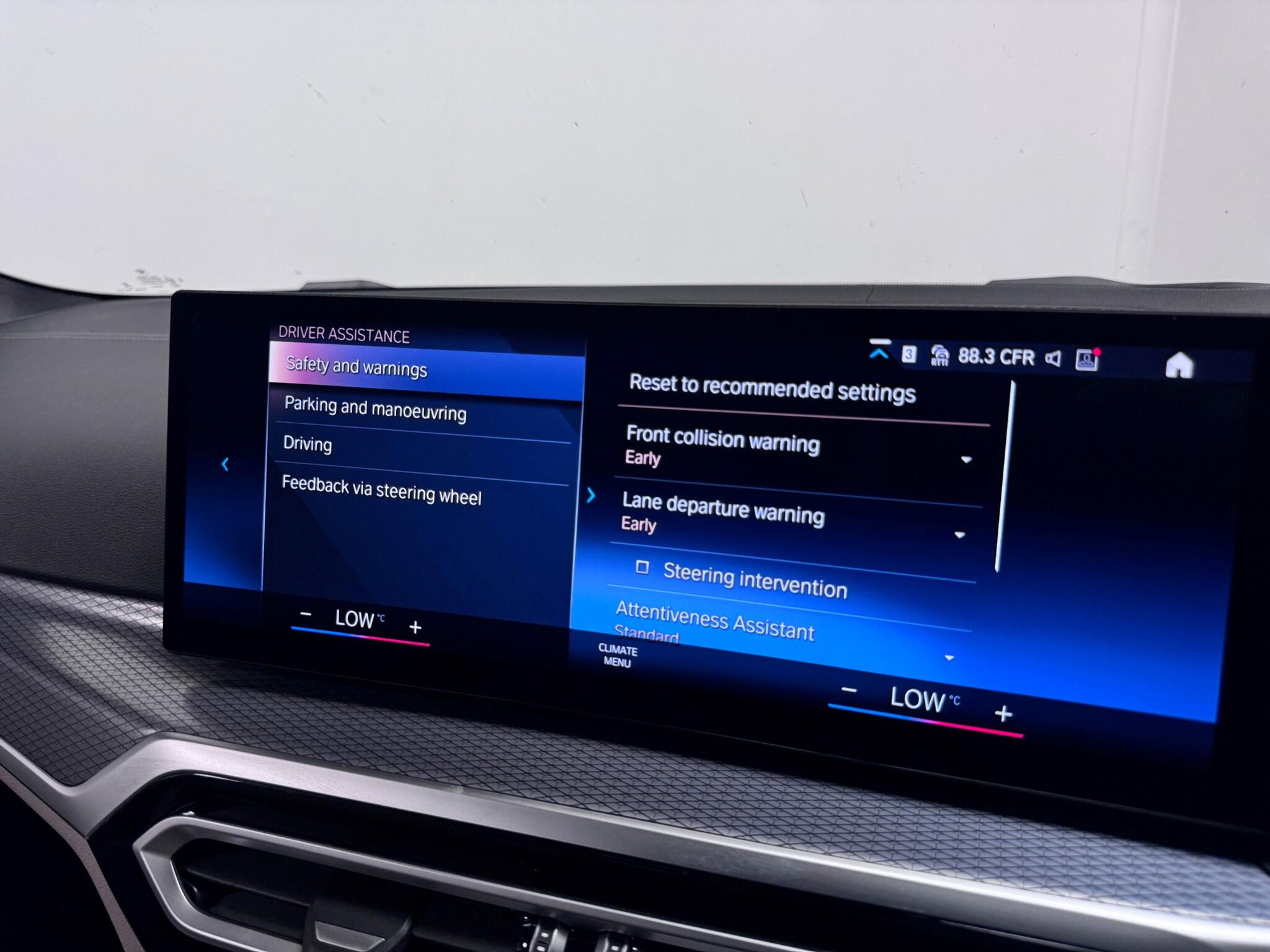 BMW 3 Series view 56