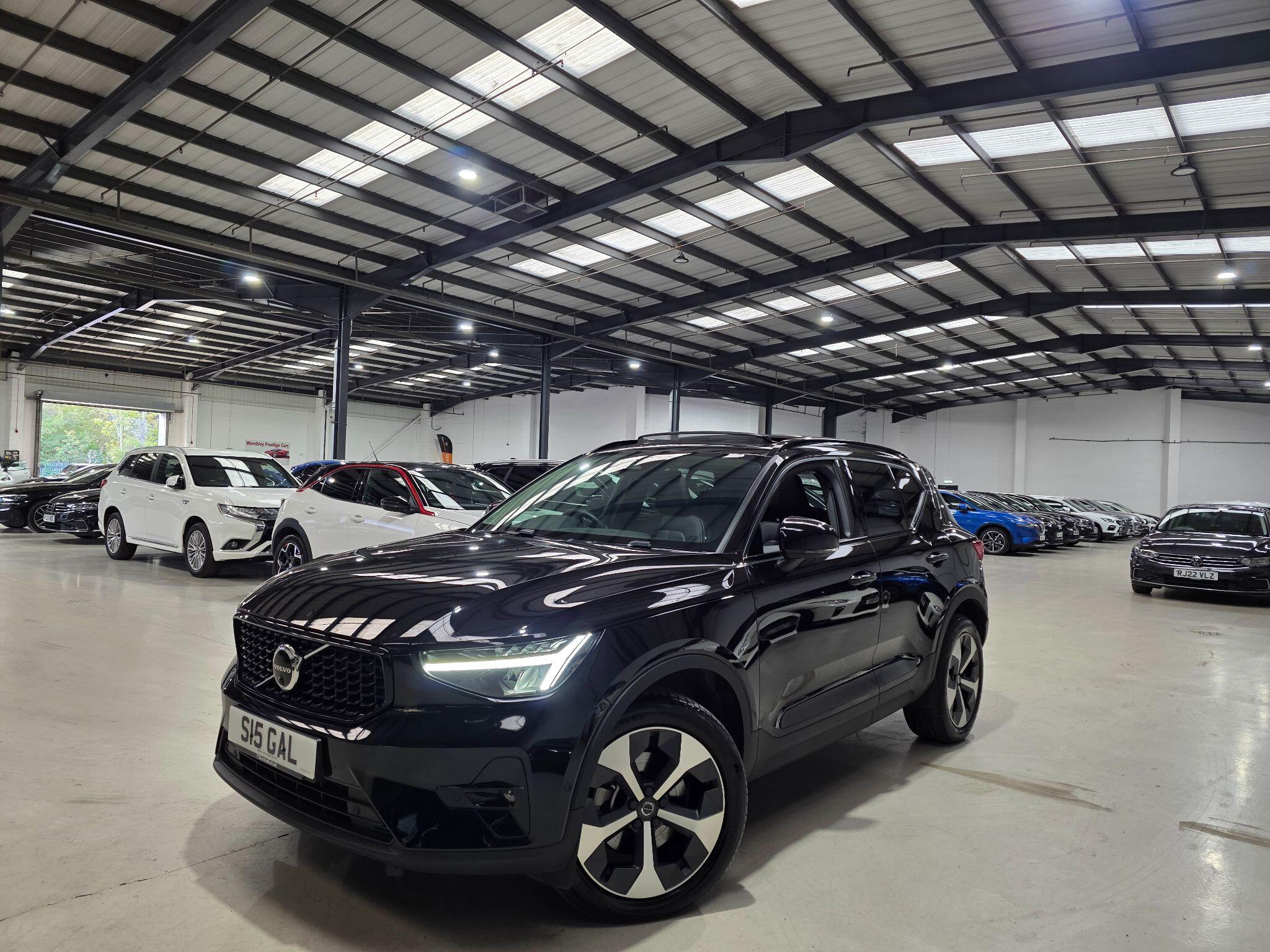Volvo XC40 main image