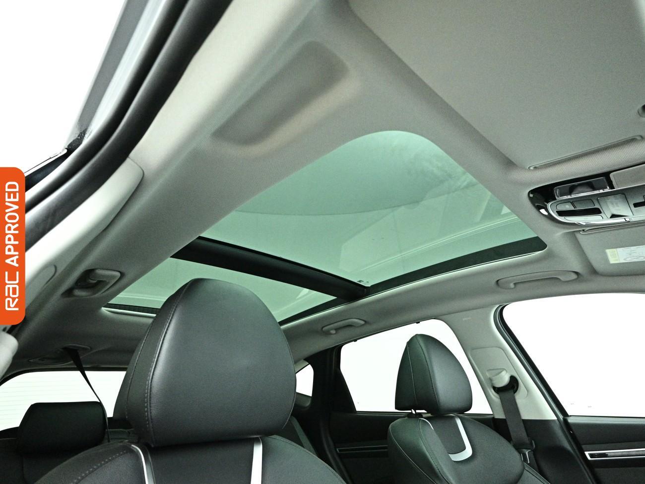Hyundai Tucson view 3